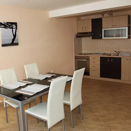 Apartment Avigo